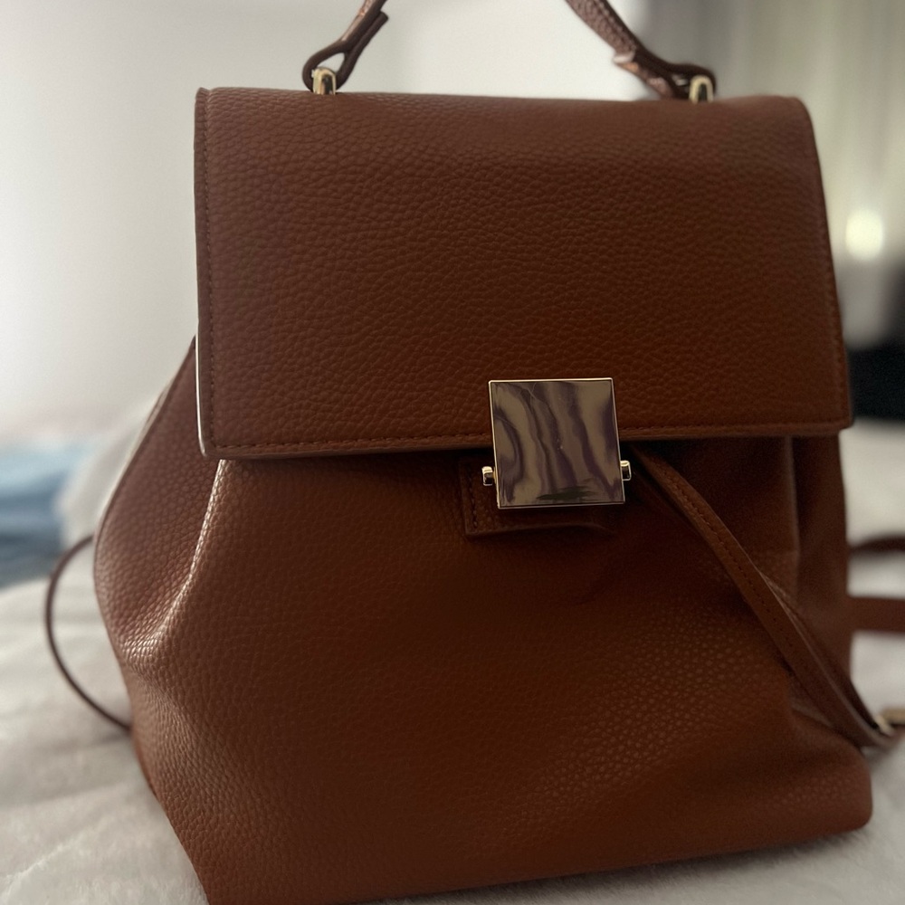 Forever 21 back pack - Picture 6 of 10
